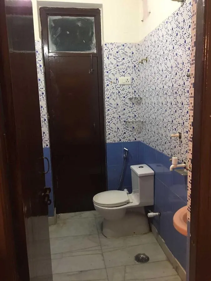 Hotel O Malik Guest House Near Omaxe Celebration Mall Gurgáon